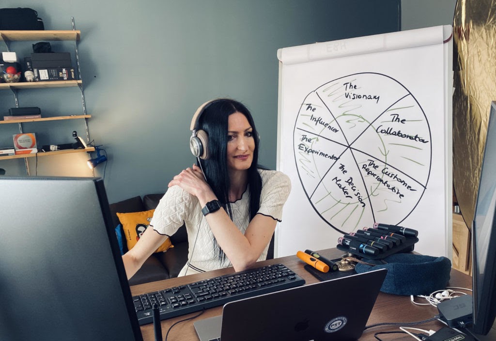 Магдалена під час свого першого онлайн-тренінгу Professional Scrum Product Owner – Advanced
